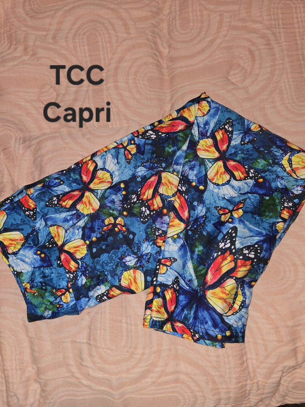 TCC Capri Bright Butterfly Capri Leggings - Blue & Multicolor